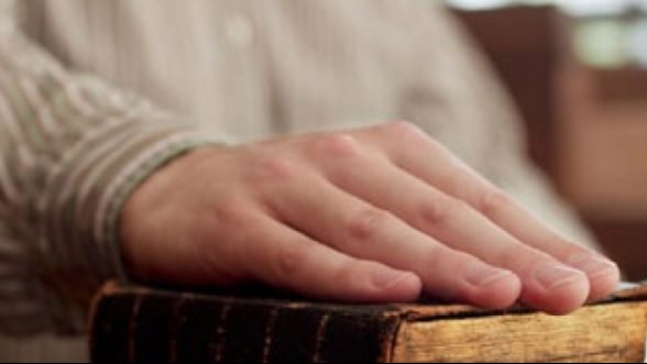 ما يترتب على اليمين الغموس شرعاً ونظاماً